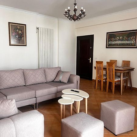 Lu Apartament วญอเรอ ภายนอก รูปภาพ